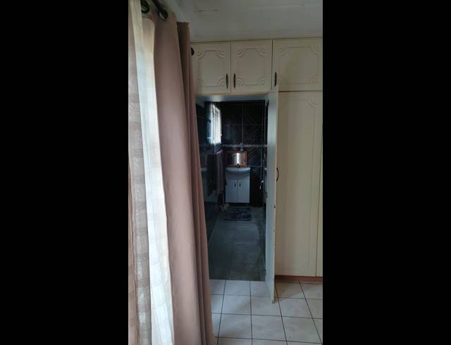 3 BEDROOM FREESTANDING FOR SALE IN EASTWOOD